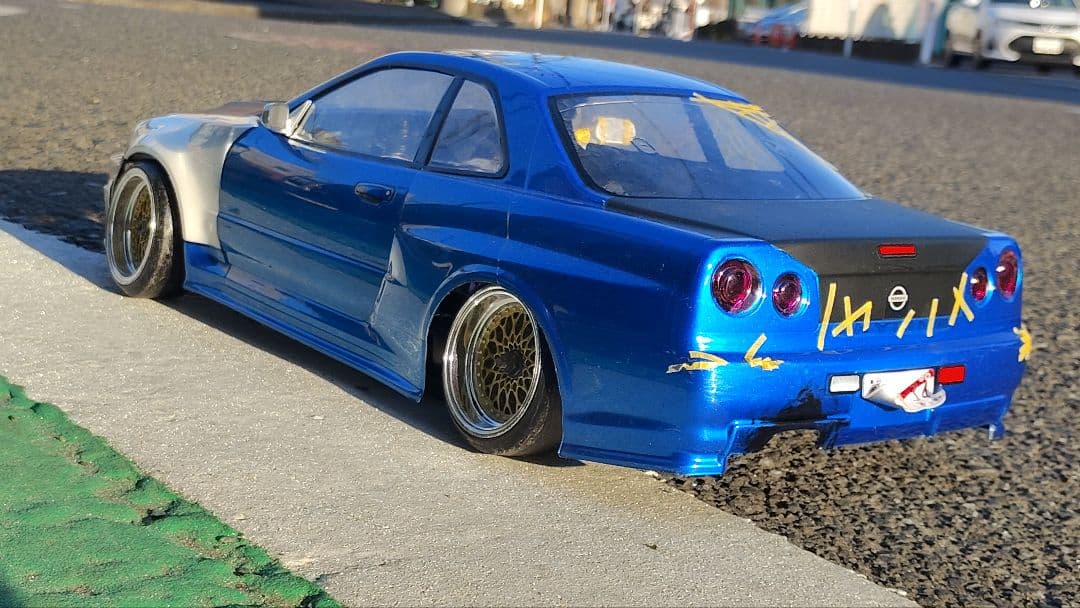 タミヤ 1/10 GT-R R34 ミサイル仕様 塗装済みボディ