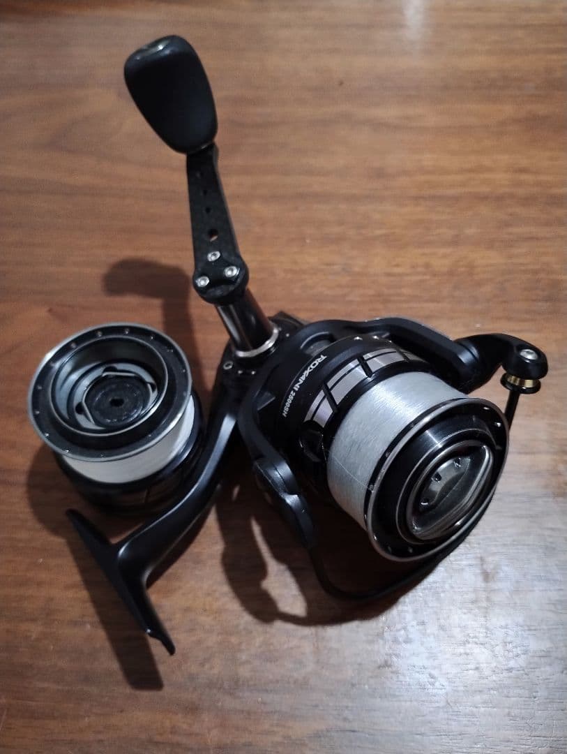 Abu Garcia ロキサーニ 2500SH　6.2:1