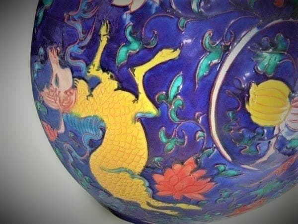 中国 元王朝? 蓋付 扁壷 【元代 華彩異獣紋両耳平ケトル】の写し 中国古玩