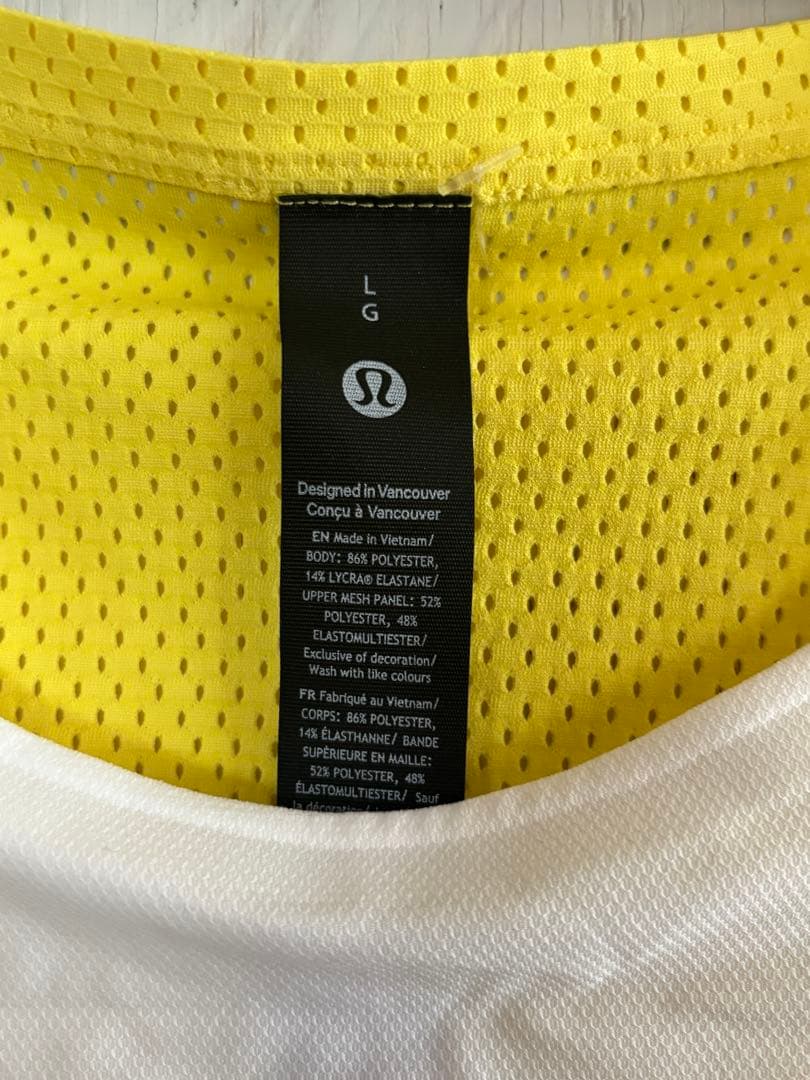 Seal カナダ限定 Lululemon ノースリーブ トレーニングトップス L