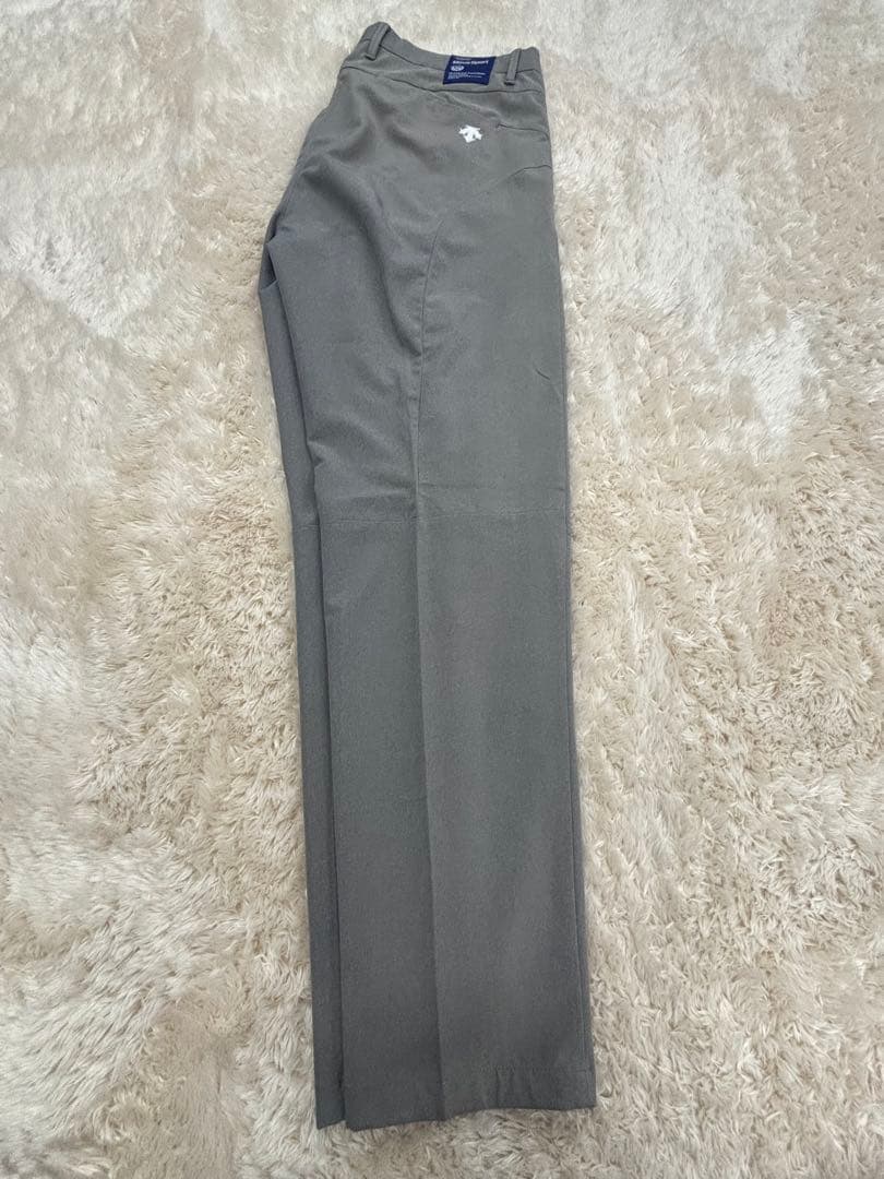 美品　デサントゴルフ　ストレッチパンツ　グレー　Lサイズ