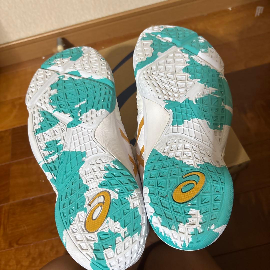 asics バスケットボールシューズ 河村ゆうき選手着用モデルホワイト/ゴールド