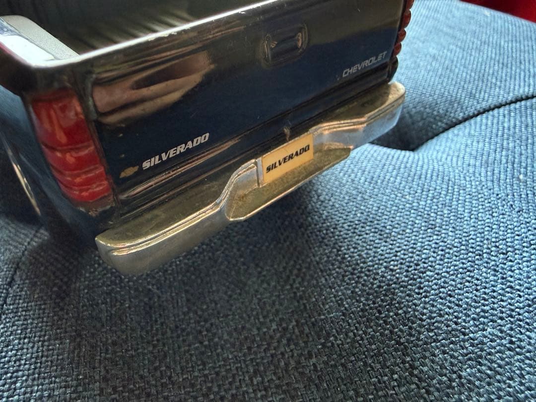 1999 Chevrolet Silverado ミニカー
