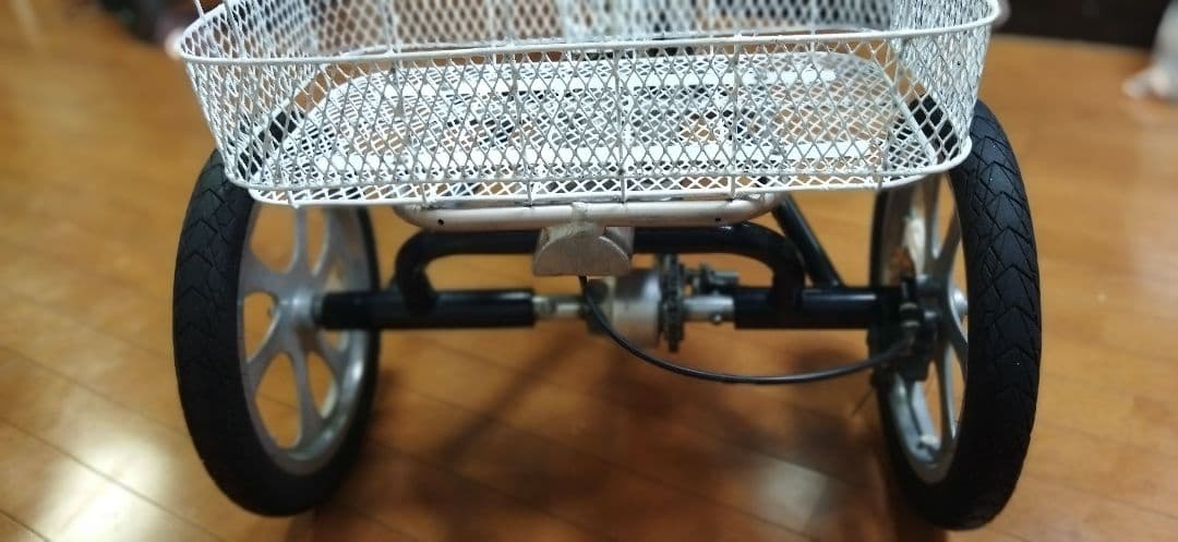 【ノーパンクタイヤ】四輪輪自転車 クークル
