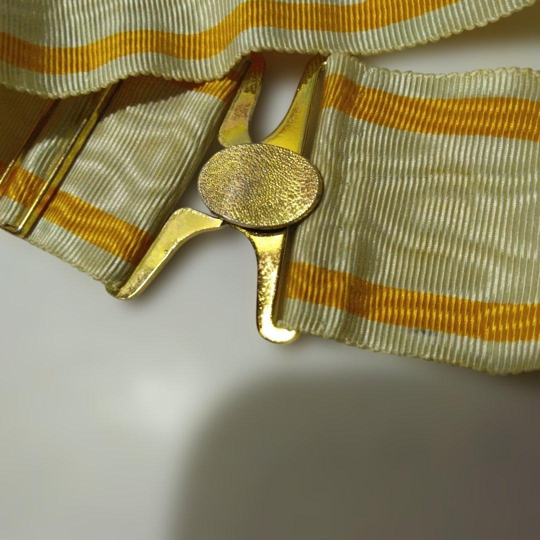 勲三等瑞宝章:箱付き勲章ケース付き-日本勲章