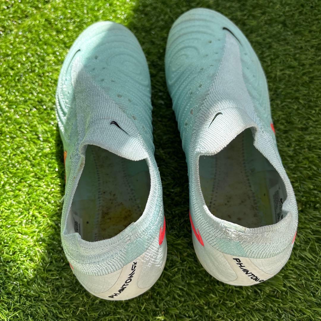 NIKEファントムgx２　24㎝