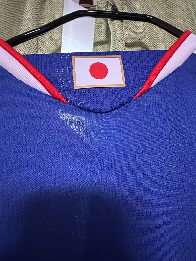 【新品タグ付】サッカー 日本代表 2026 ホーム　ユニフォーム　長袖　L