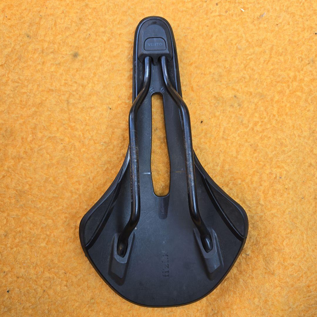 パーツ Fizik VENTO ANTARES R5 140mm