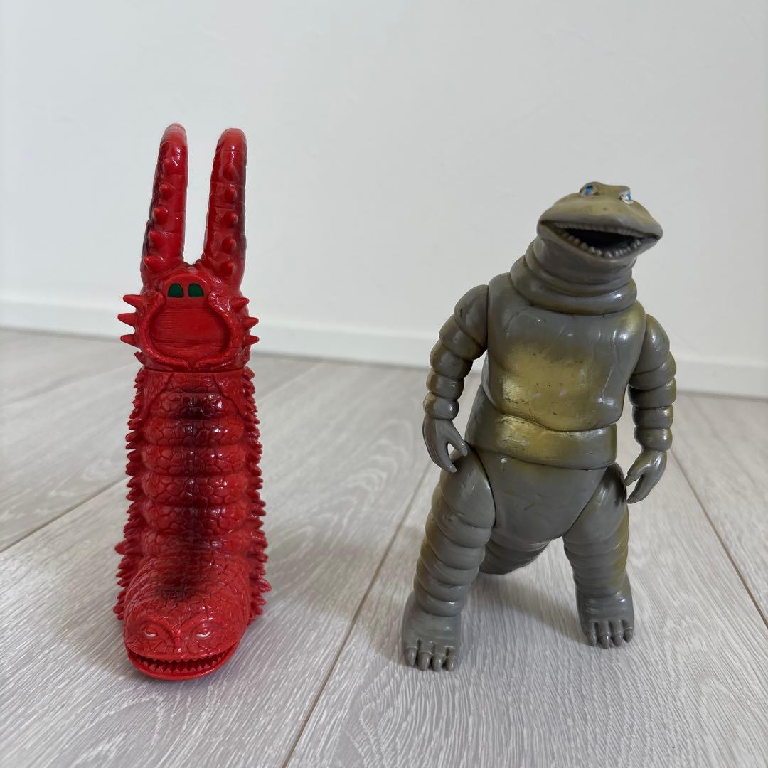 ウルトラマン 怪獣フィギュア 2体セット