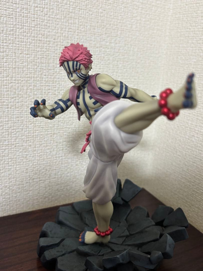 【美品】鬼滅の刃 猗窩座 フィギュア メガハウス G.E.M. 無限城