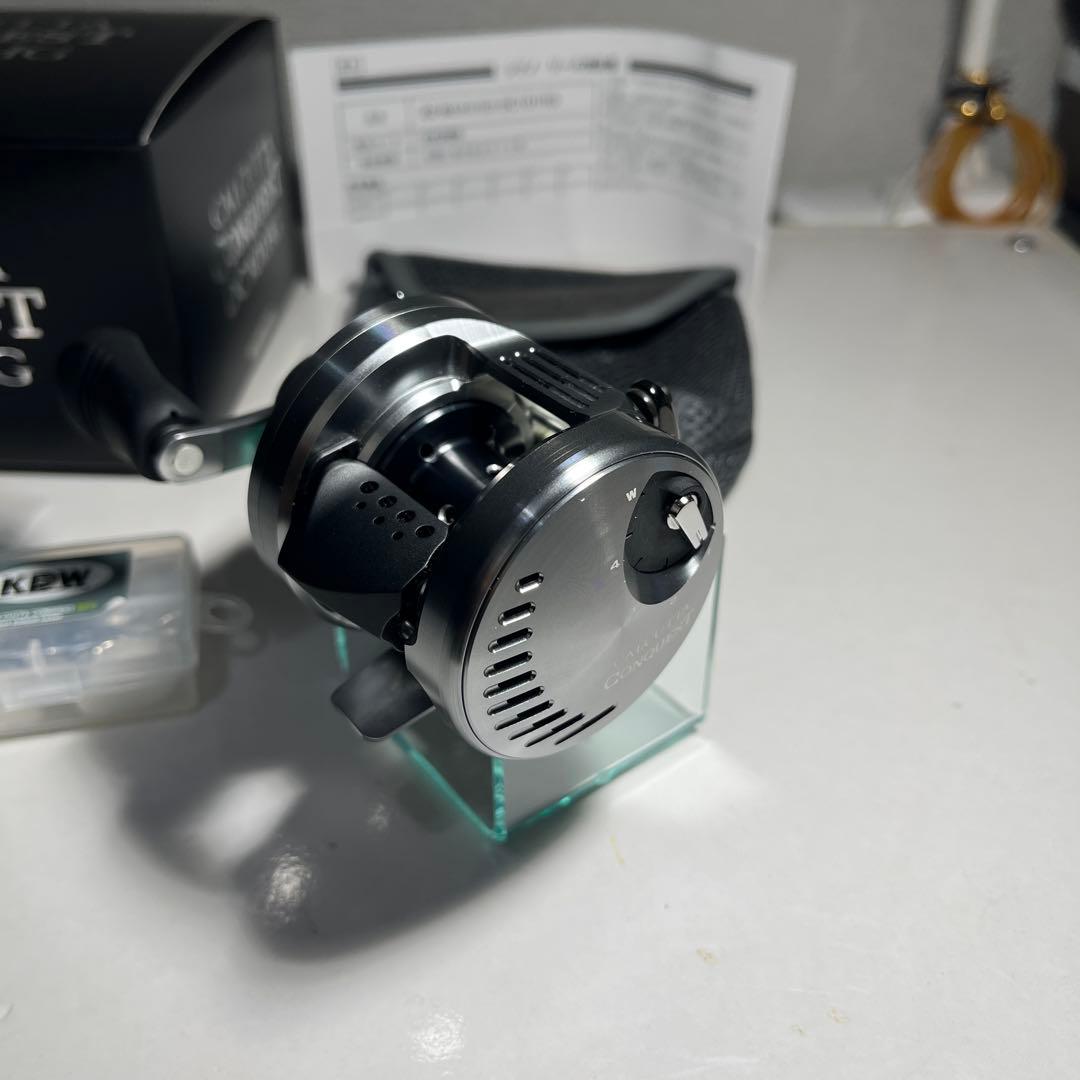 toto　　シマノ　カルカッタコンクエストDC101HG 美品