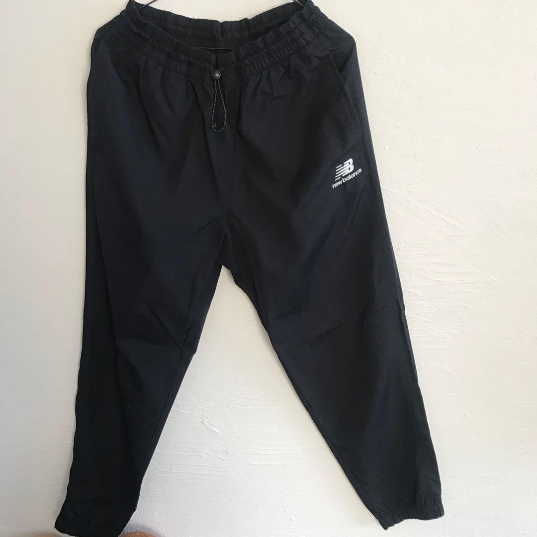 New Balance ウィンドブレーカー XL 黒/グレー