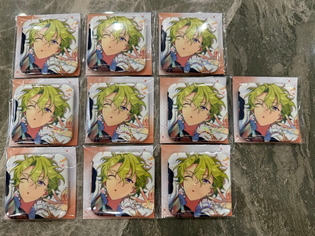 あんスタ　巴日和　9周年　スクエア缶バッジ