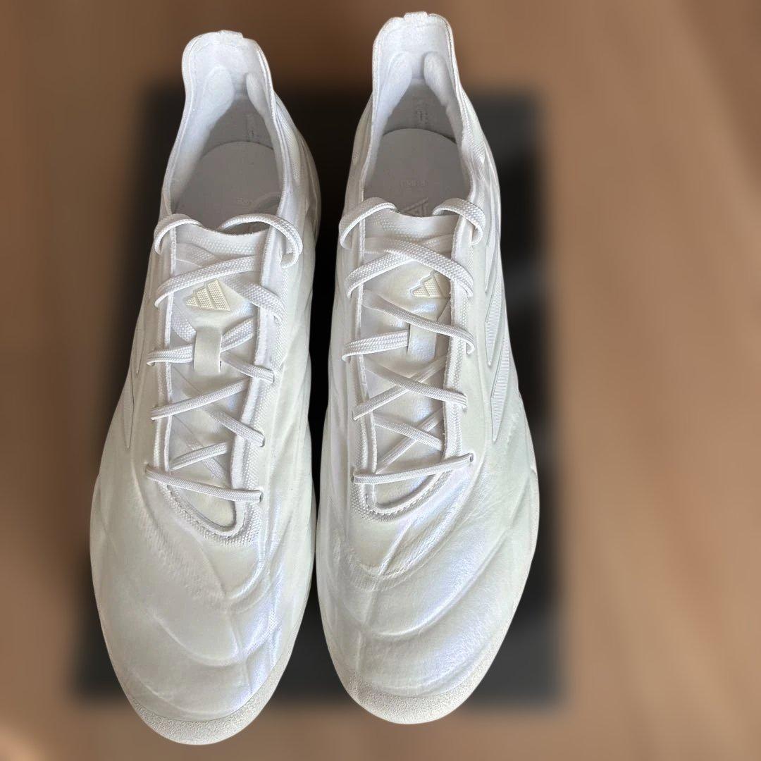 adidasサッカースパイク