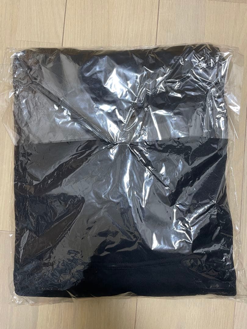 新品 キタニタツヤ WHERE OUR BLUE IS パーカー クロ 黒 XL