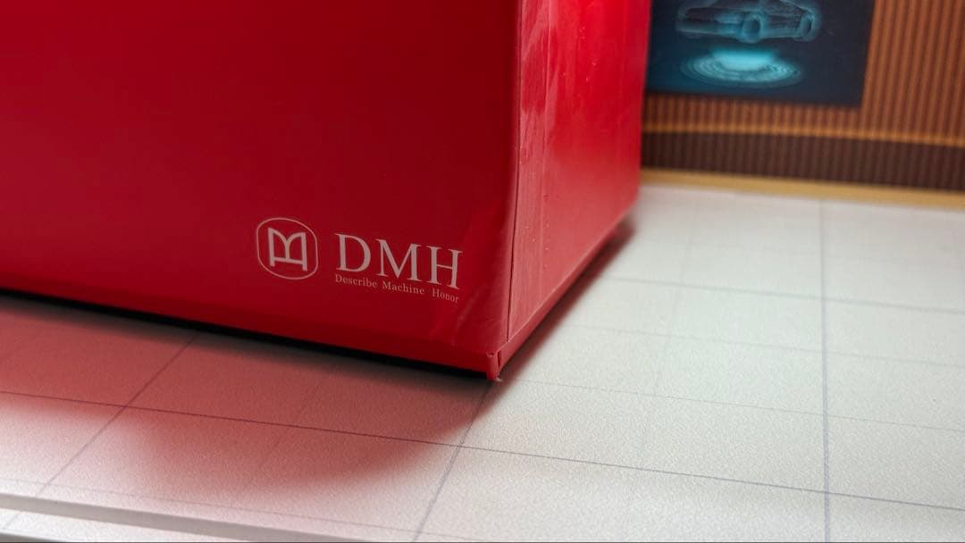 DMH 1/64 ラフェラーリ