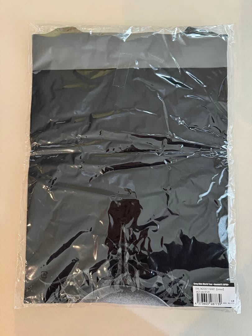 straykids skzoo ヒョンジン　ジニレット　EVIL tシャツ