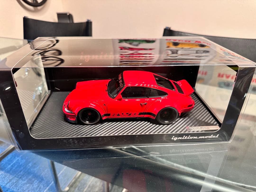 RWB930 Backdate レッド1/18 ignition