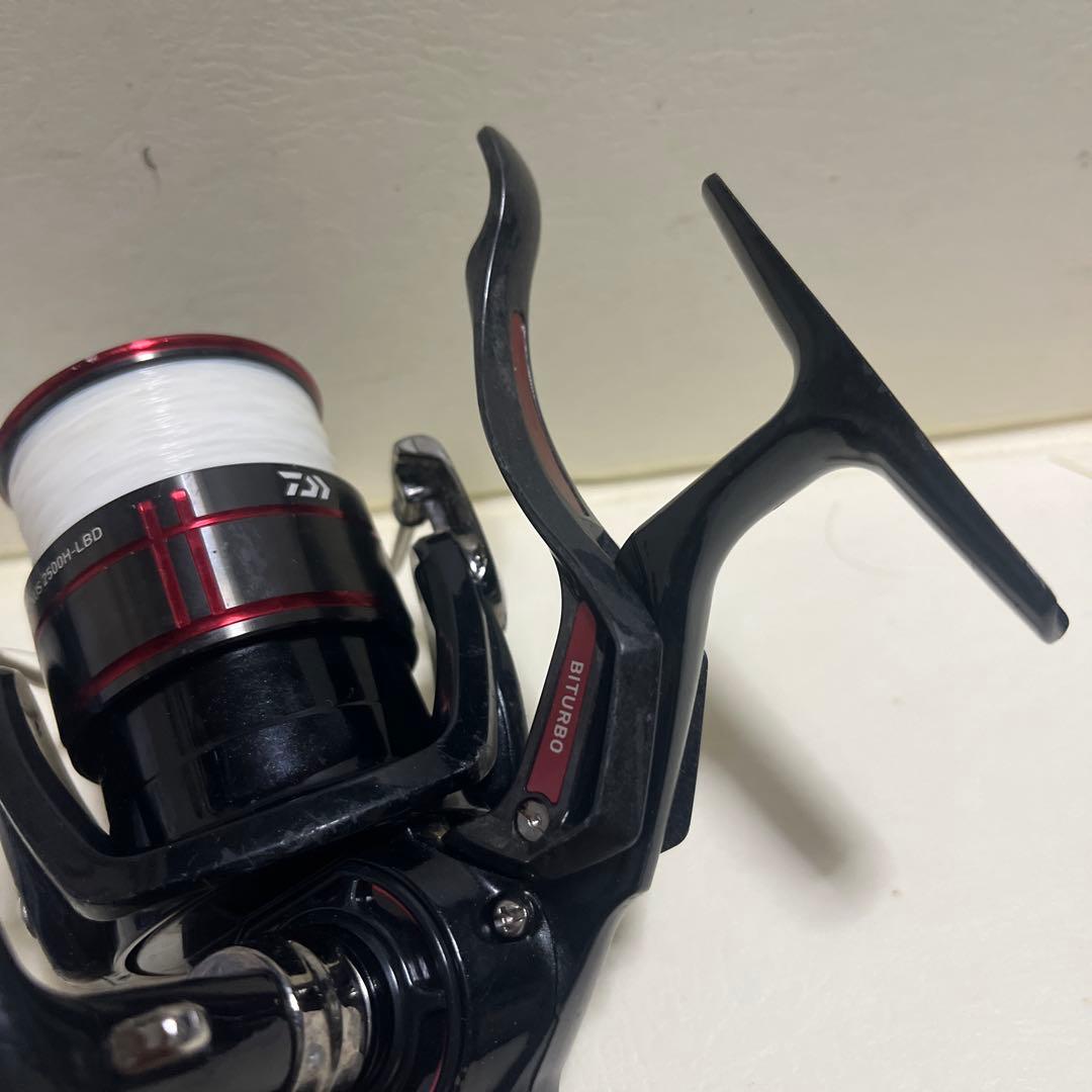 Daiwa CYGNUS 2500H/LBD スピニングリール