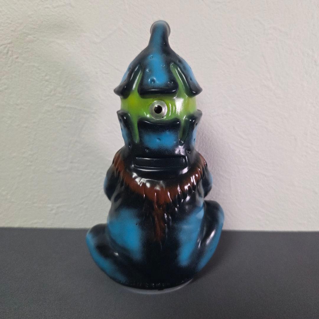 ケムール人 貯金箱