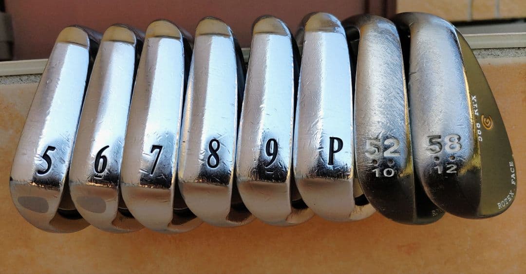 スリクソンZ 745アイアン5〜PW。クリーブランド52度58度 8本セット