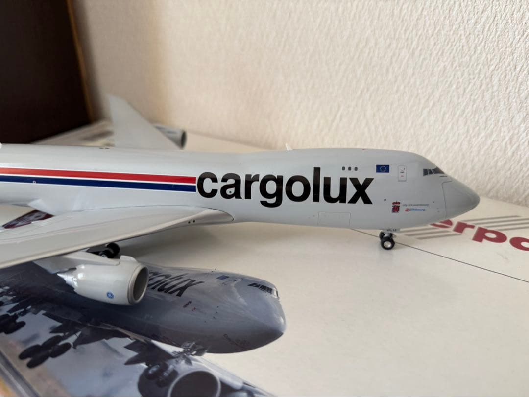 航空機・ヘリコプター herpa cargolux Boeing 747-8F 1/200