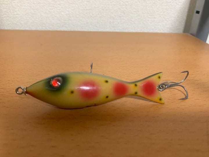 ルアー バス 釣り