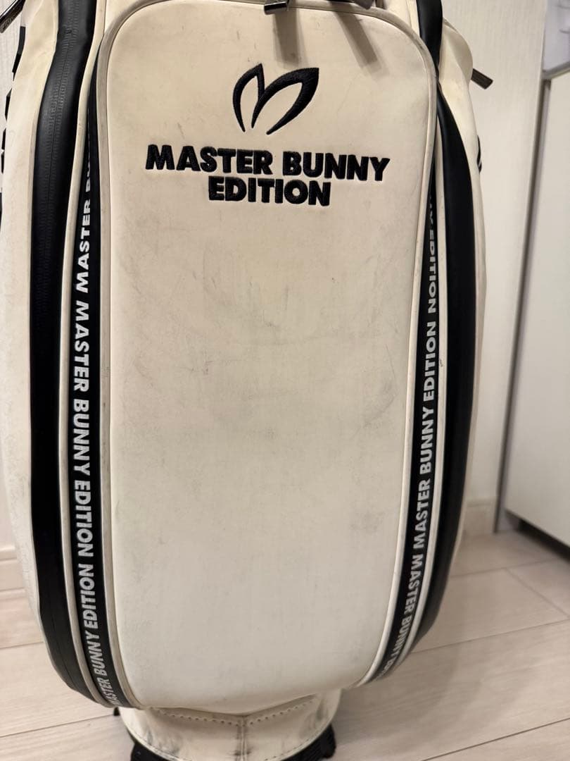MASTER BUNNY EDITION マスターバニー　ゴルフキャディバック