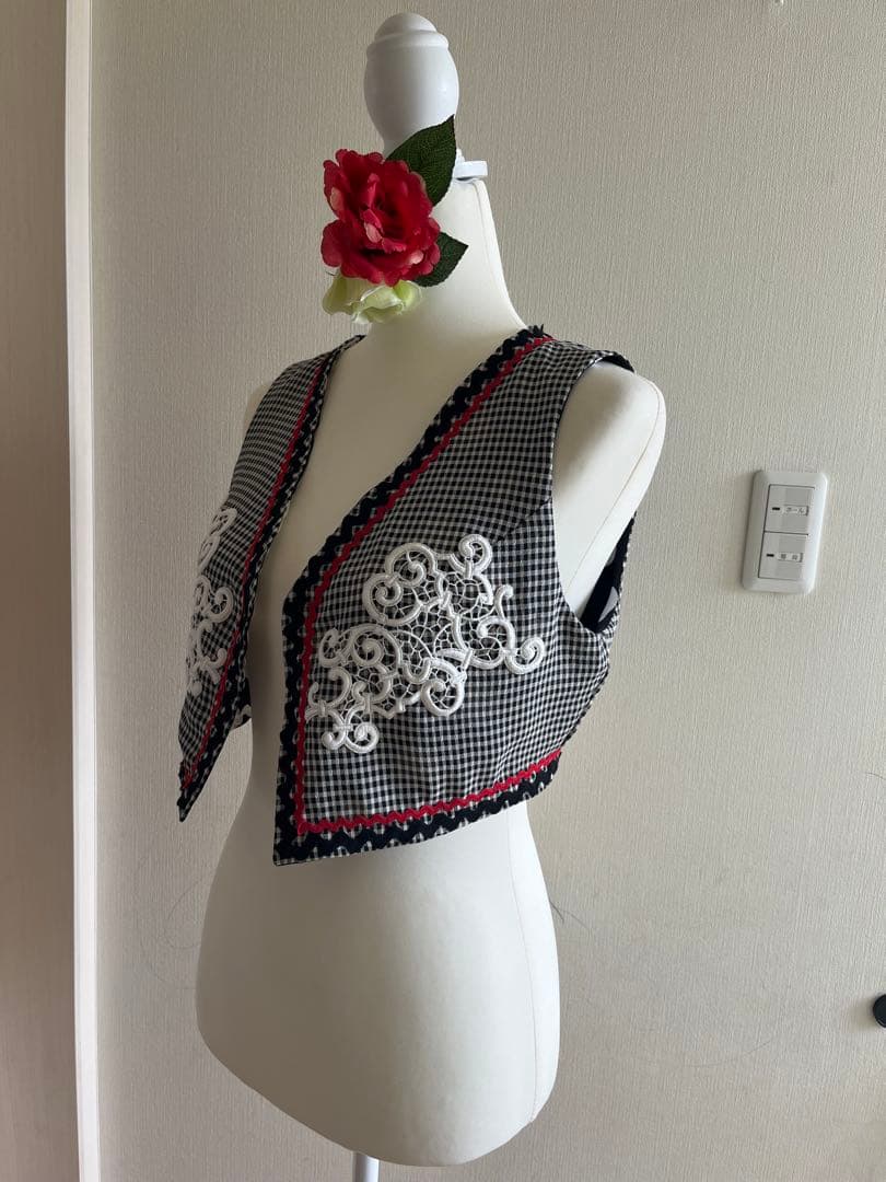 フラメンコ衣装　リバーシブルチャレコ　白刺繍