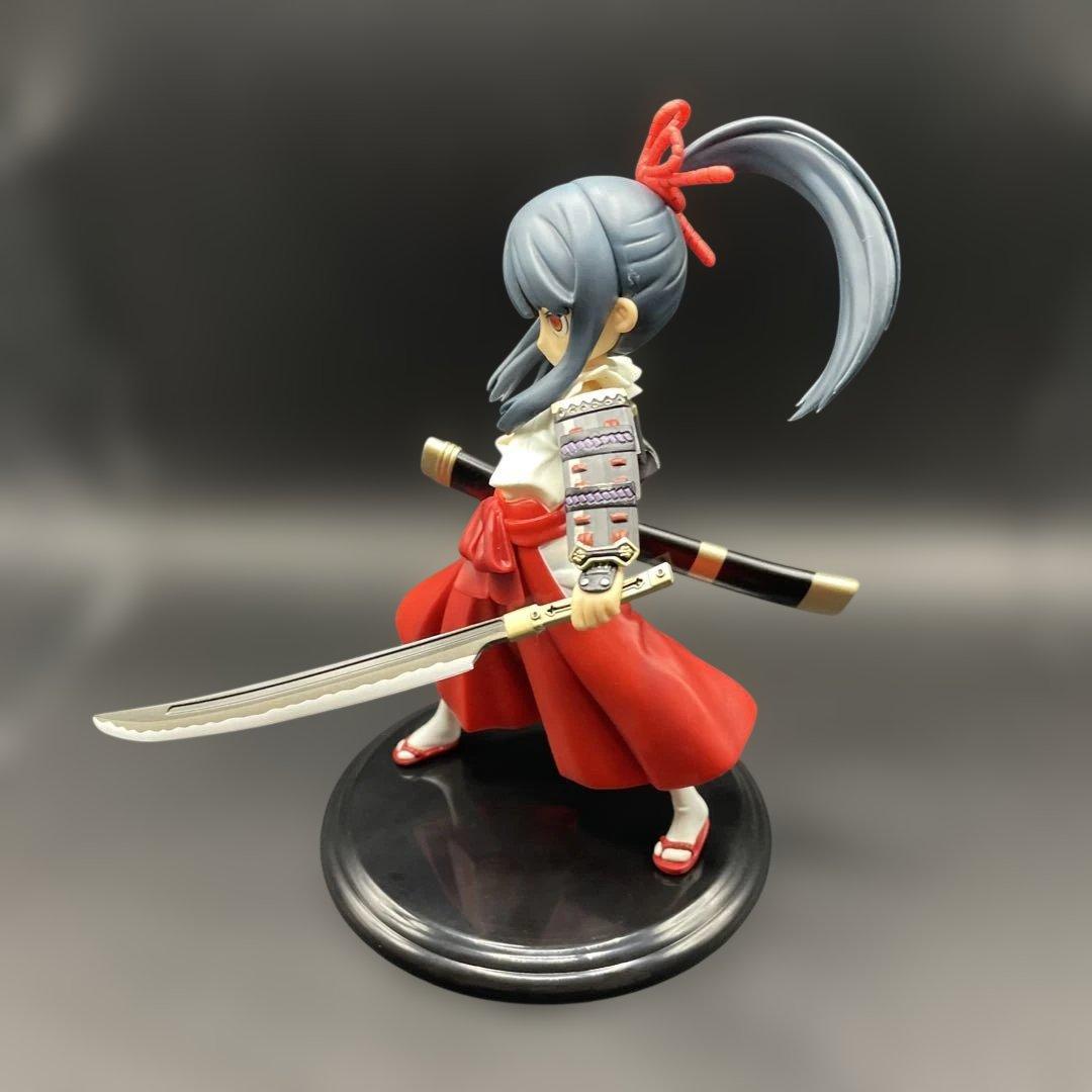 世界樹の迷宮　ブシドーの女の子　フィギュア