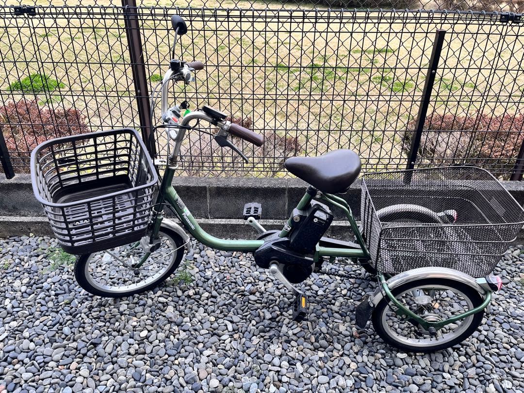 ビビ・ビビライフ BE-FU831 グリーン 三輪車