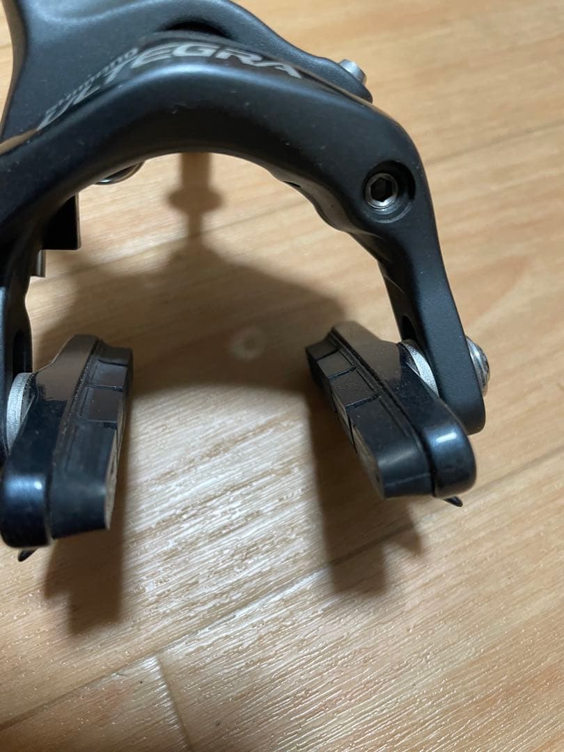 SHIMANO ULTEGRA BR-6700 リムブレーキキャリパー前後セット