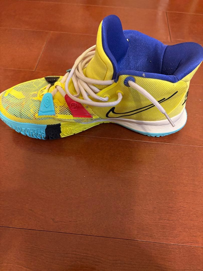 Nike バスケットボールシューズ イエロー/ブルー