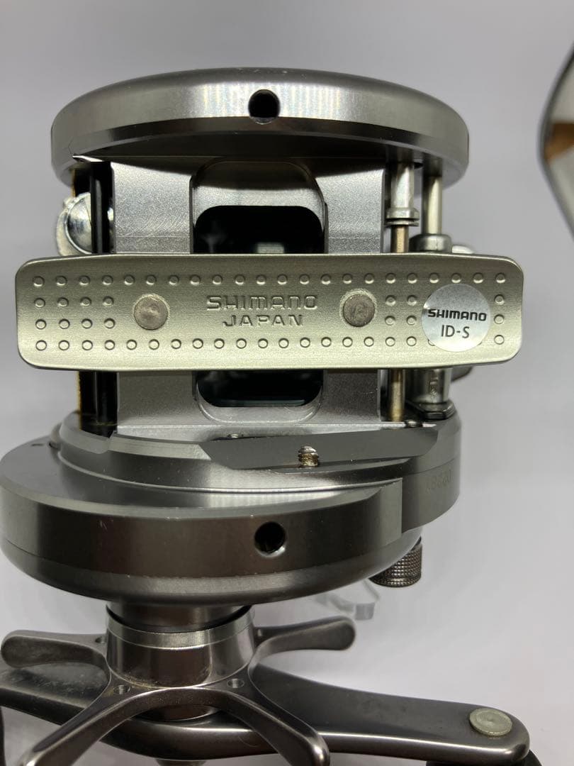 SHIMANO 09 カルカッタコンクエスト 200DC 02281 動作良好