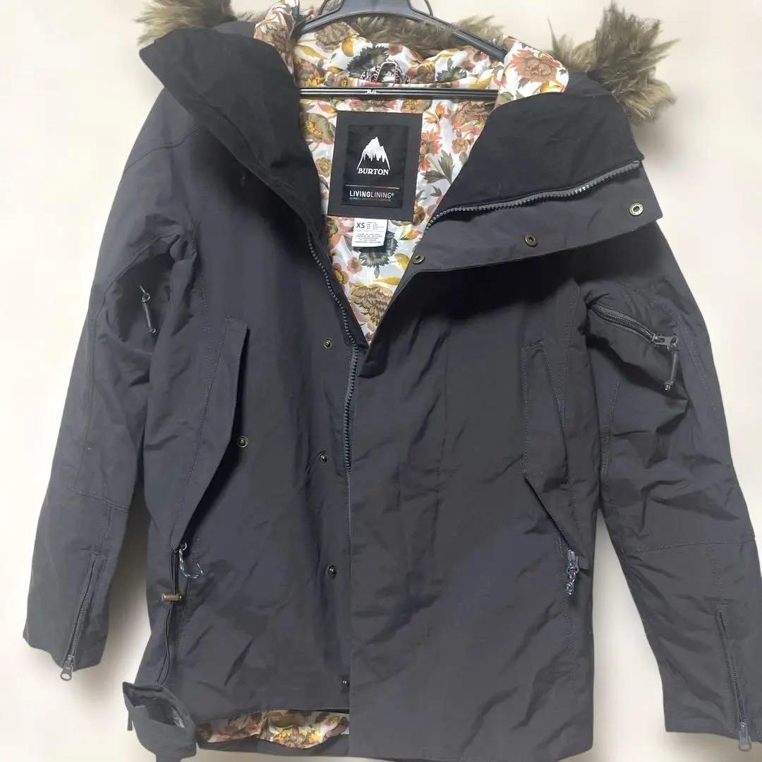 バートン♣︎防水性スノーボードウエアー　ジャケット XSサイズ