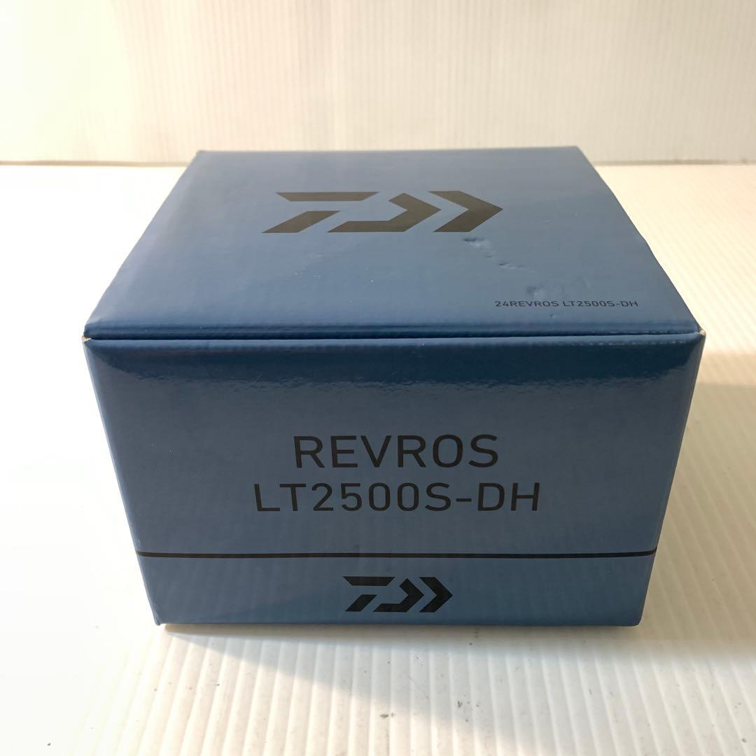ダイワ　スピニングリール　24レブロス　中古　M70912-1