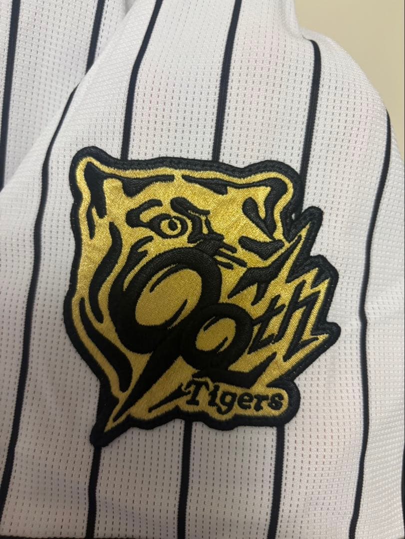 阪神タイガース　近本光司ユニフォーム　Mサイズ