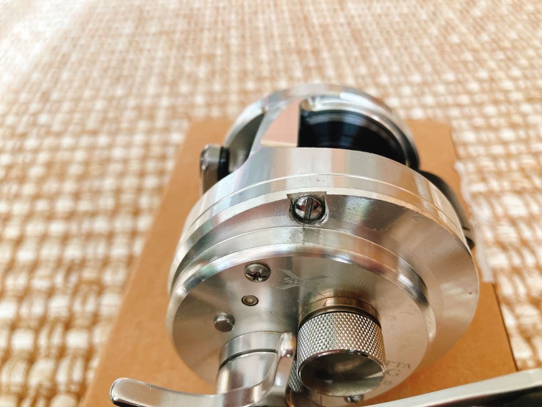 Shimano シマノ オシア カルカッタ 201HG 左