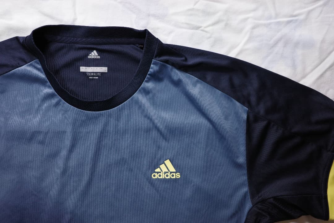 adidasーテニスウエアセットアップ