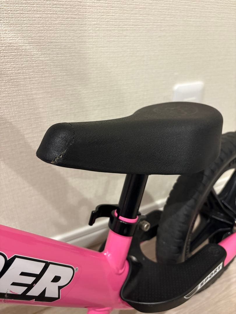 STRIDER バランスバイク ピンク　12インチ　ストライダースポーツモデル