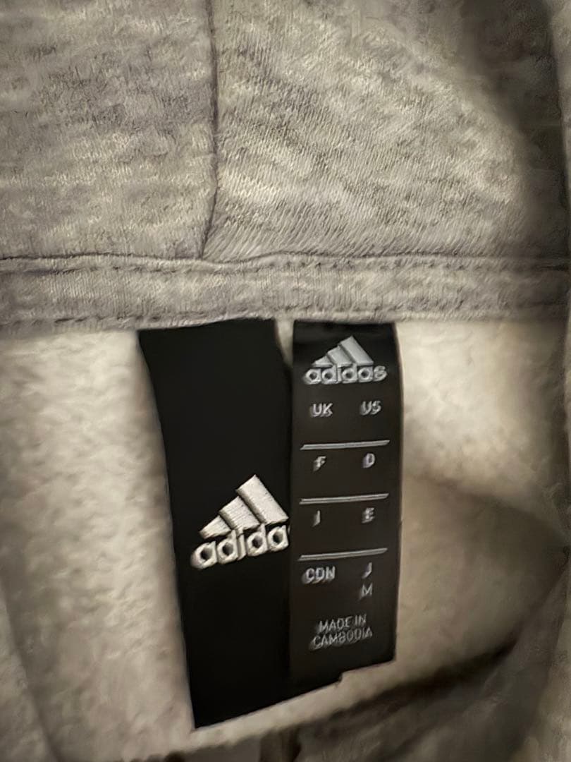 【本日限り千円値下げ❗️】adidas グレー ジャージ上下セット
