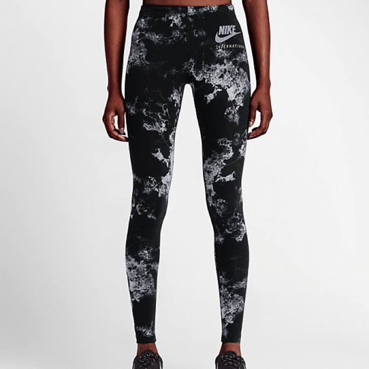 NIKE ナイキ レギンス パンツ レガシー ブラック ヨガ エクササイズ
