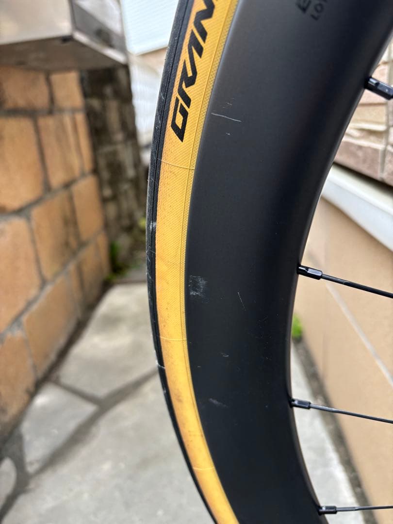 ELITE Wheels EDGEディスク 45mm(GP5000付き)