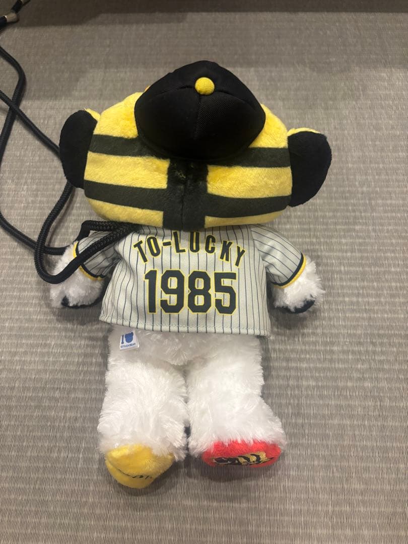 【激レア・美品】阪神タイガース × ご当地ベア ぬいぐるみポーチ 1985 優勝