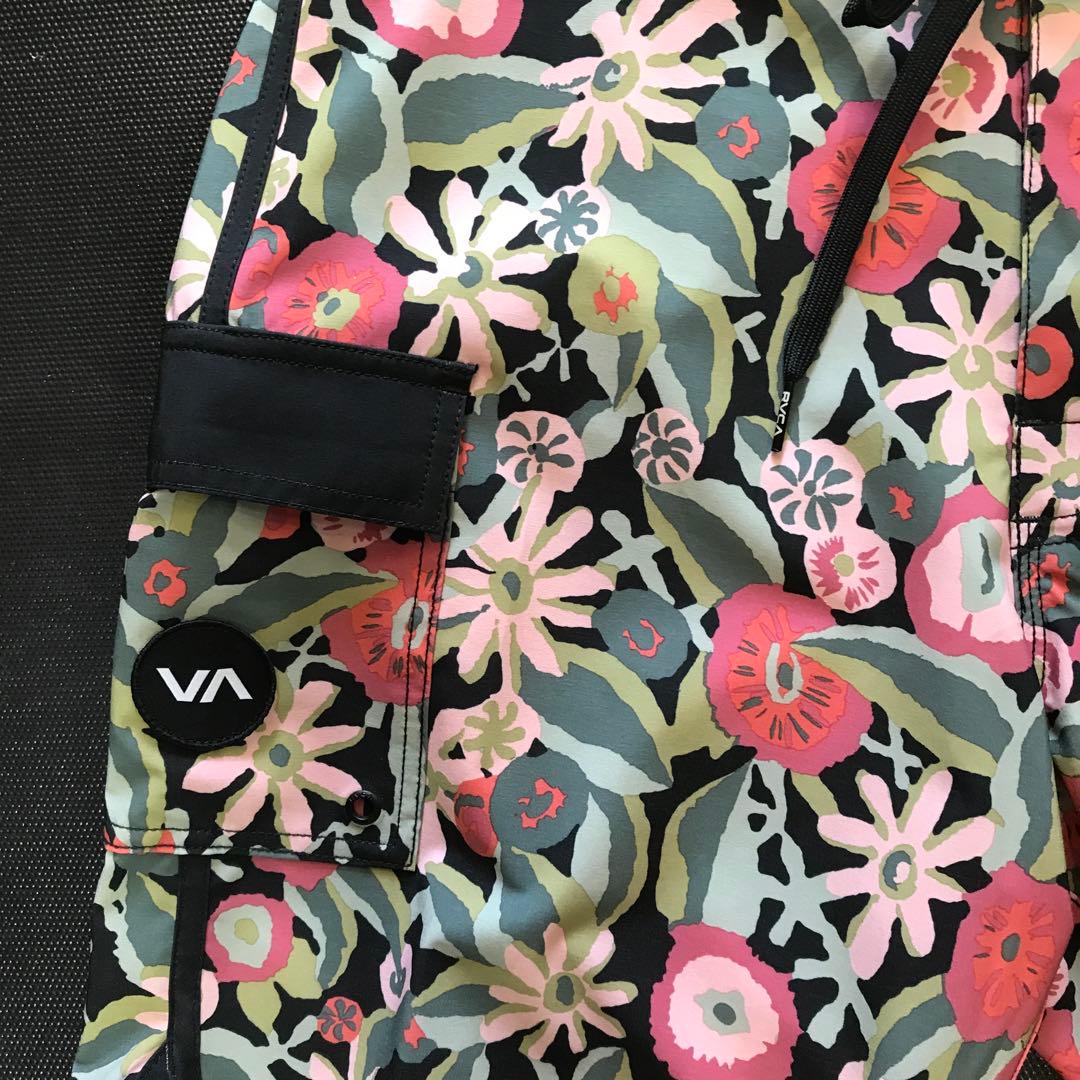 RVCA ルーカ　ボードショーツ　海パン　花柄 サーフパンツ サイズ32