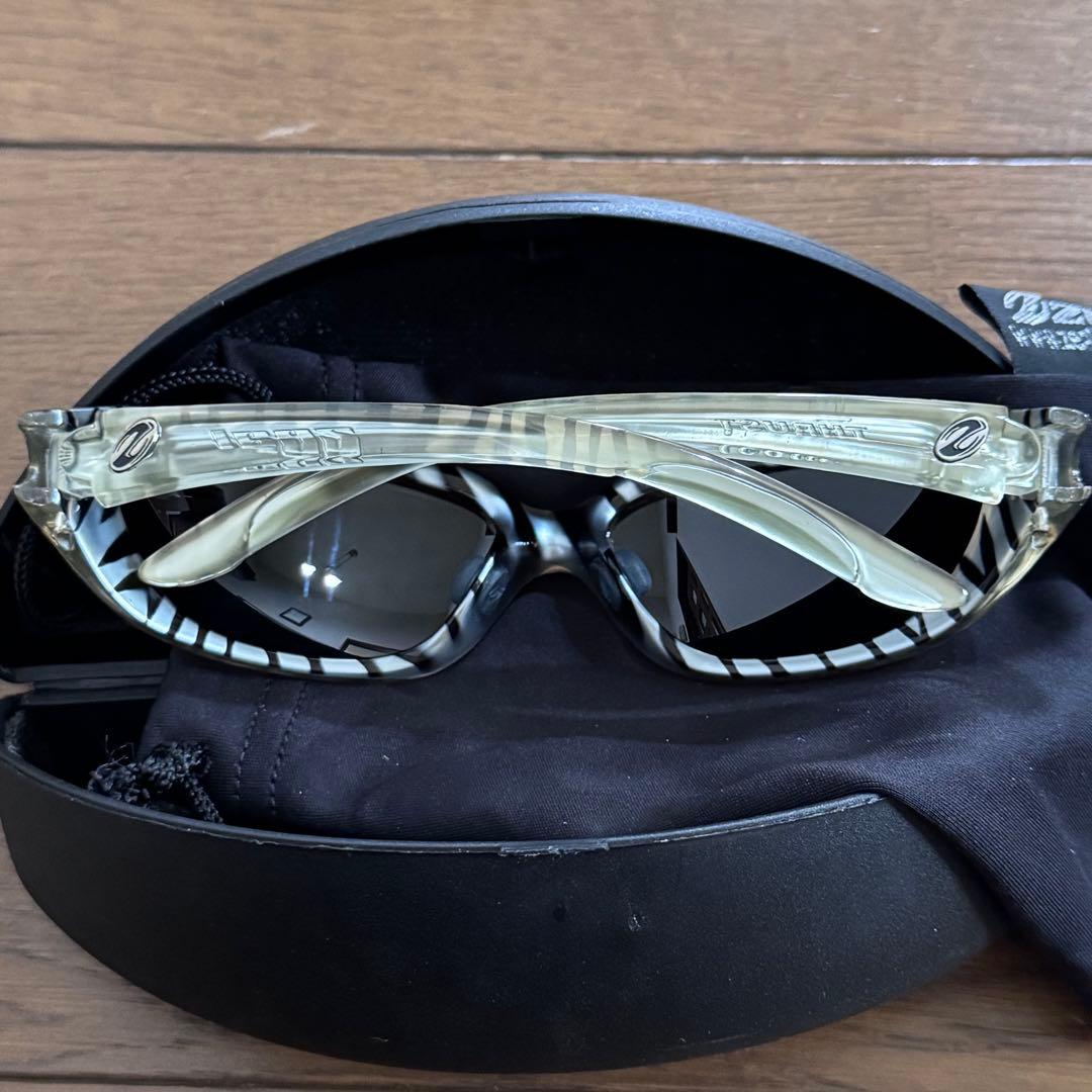 ゼクーバイ ジールオプティクス THRUST F-262
