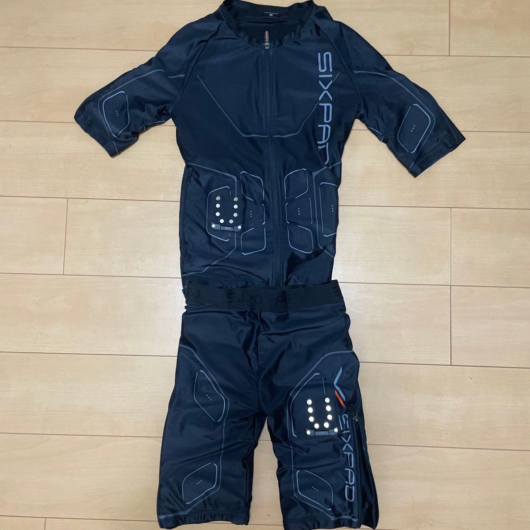 シックスパッド　パワースーツ　 トップ&ボトムセット　 Mサイズ　箱付き