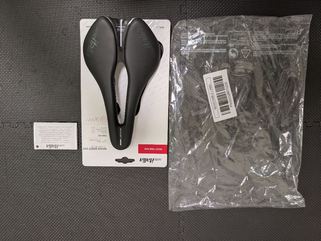 セライタリア NOVUS BOOST EVO SUPERFLOW TM サドル