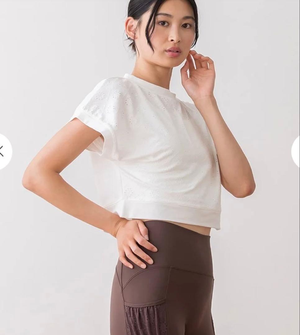 ⭐︎本日限定お値下げ⭐︎ＳＫＡＬＡ美品　ブラトップ付きフラワーレーストップス