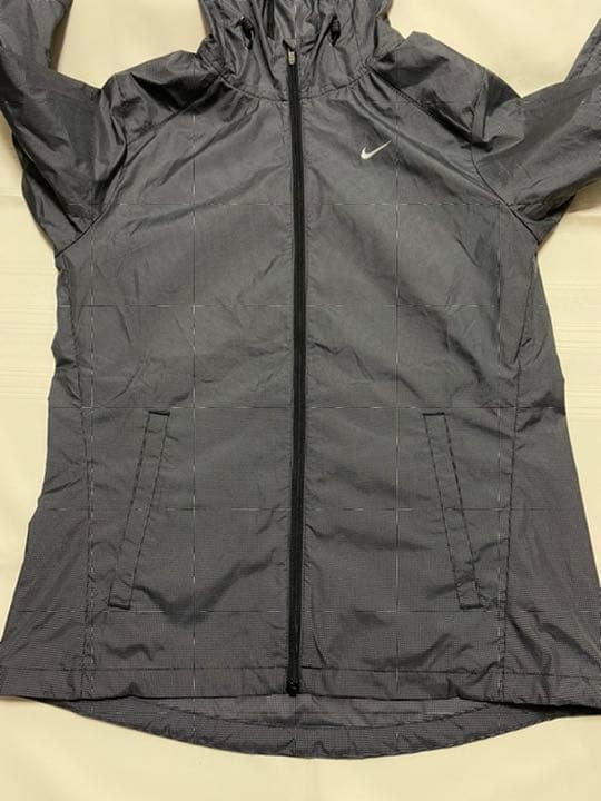 【ナイキ】NIKE ウインドブレーカー 美品